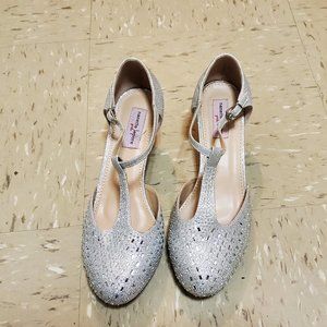 Kid high heels